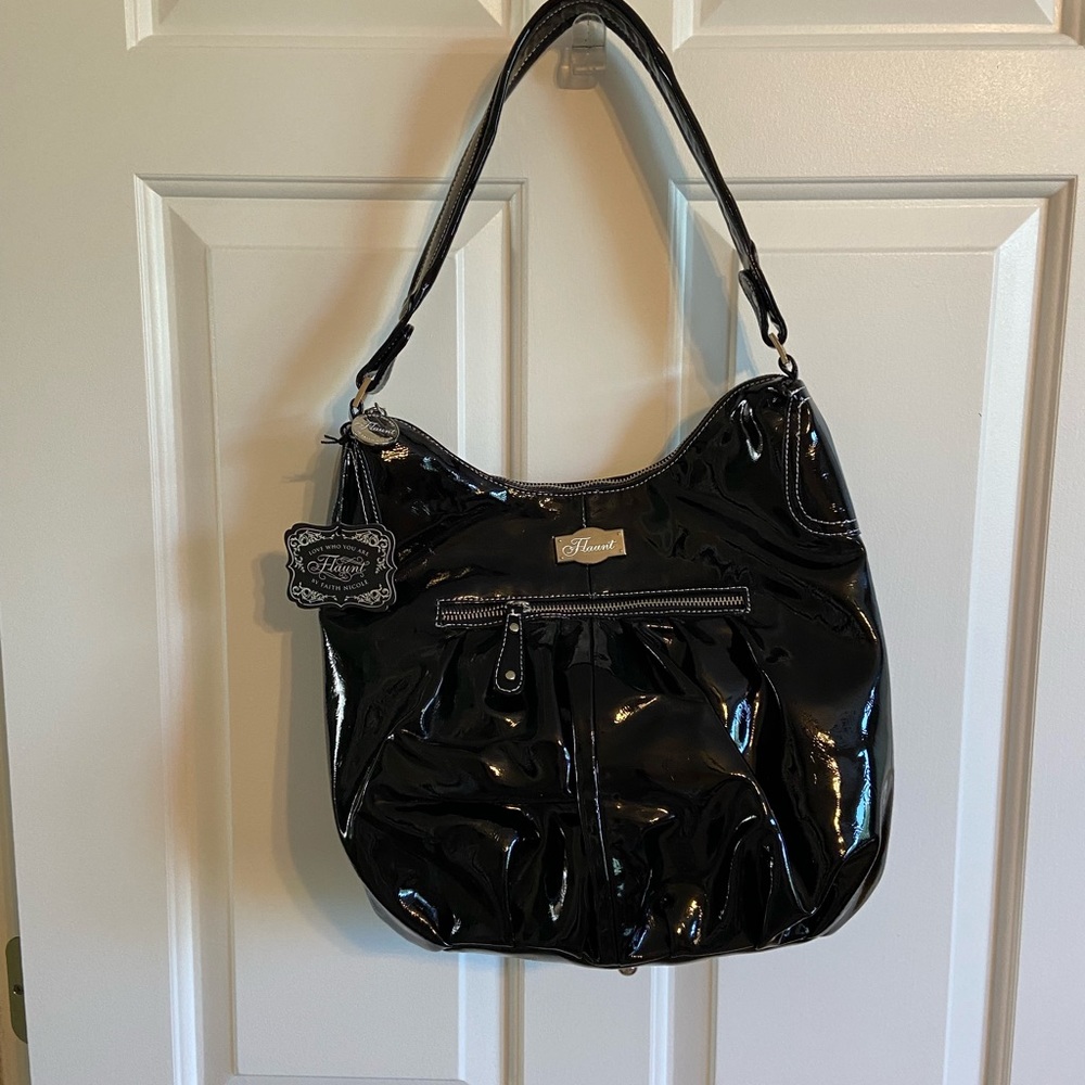 Black Handbag. NWT.
